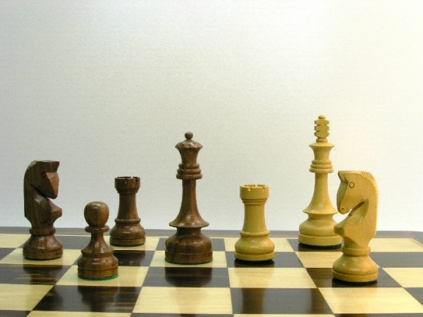 Weighted Russian Special with 4.25 inch King Chess Set - Image 7