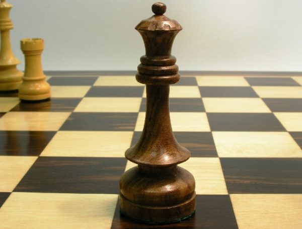 Weighted Russian Special with 4.25 inch King Chess Set - Image 8