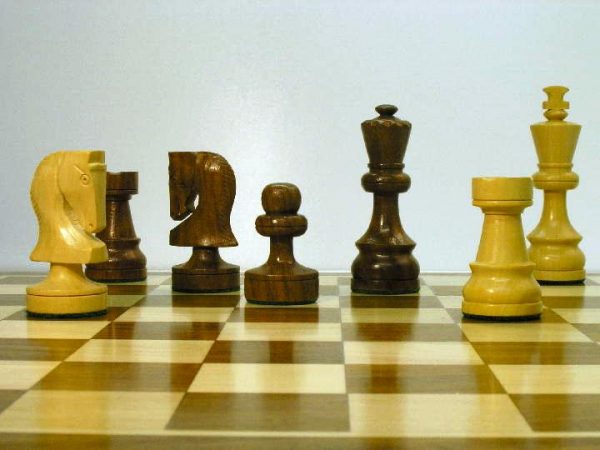 Weighted Russian Classic 3 inch King Chess Pieces - Image 2