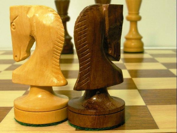Weighted Russian Classic 3 inch King Chess Pieces - Image 4