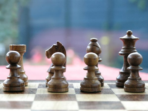Acacia Combination 12 inch Chess Set - Malaysia - Image 10