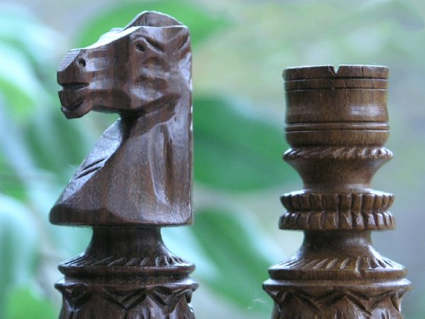 The Sidewinder in Sheesham wood Chess Pieces - Image 11