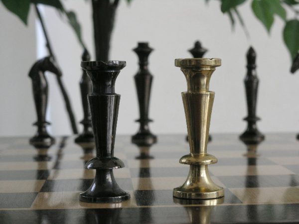 The Cobra Brass and Steel Chess Pieces - Image 3