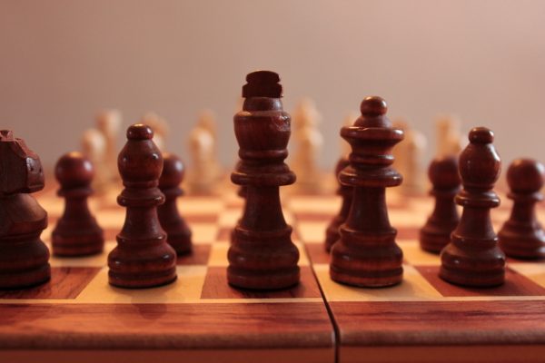 Kasparov Hand Made International Master Chess Set 14 inches Square - Image 10