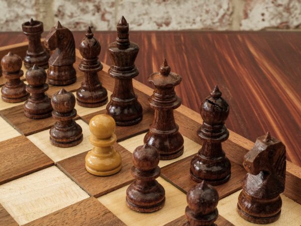 10 inch Chess Set for the Blind - Magnetic - Image 3