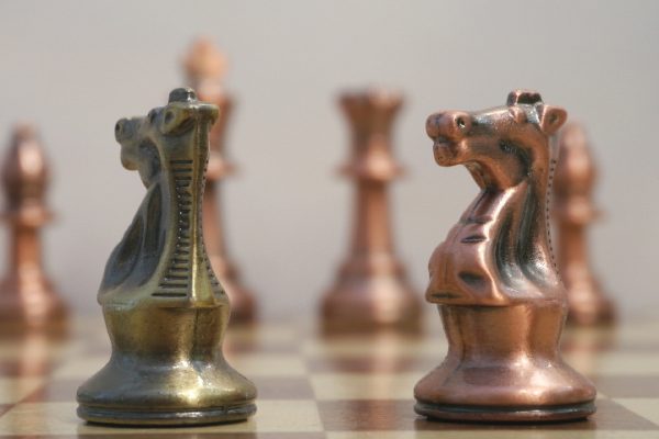 Metal Chess Set with Bronze and Copper Finish - Image 5