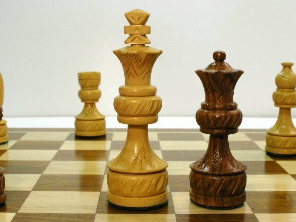 Royal Plus in Solid Sheesham Chess Pieces - Image 3