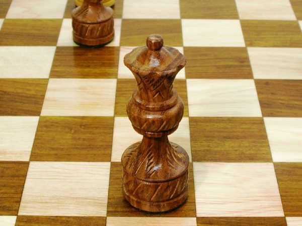 Royal Plus in Solid Sheesham Chess Pieces - Image 6