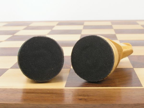 Tournament Staunton 4 inch King Chess Set - Image 3
