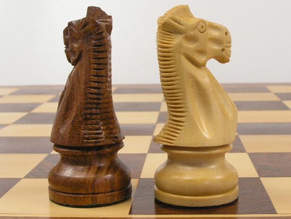 Tournament Staunton 4 inch King Chess Set - Image 10