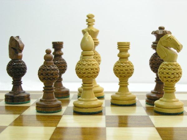 Globe with 3.5 inch King Chess Pieces - Image 2