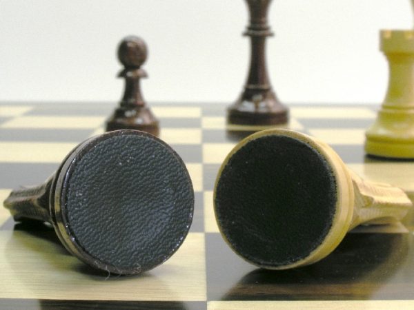 Monarch Staunton Golden Rosewood 3.75 inch King Chess Pieces - Image 10