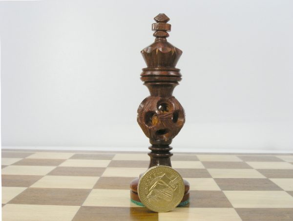 Concentric ball bud rosewood King 3.5 inch Chess Set - Image 4