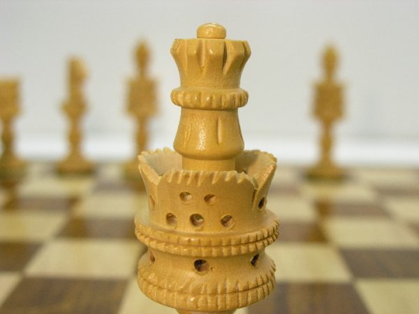 Lotus Carved in Bud Rosewood Chess Set - Image 2