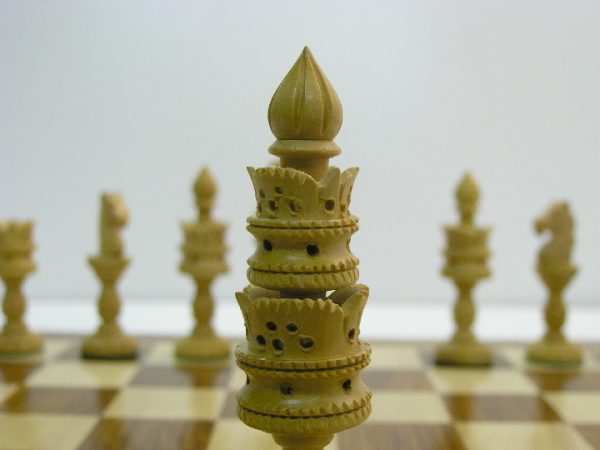 Lotus Carved in Bud Rosewood Chess Set