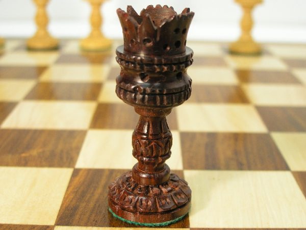 Lotus Carved in Bud Rosewood Chess Set - Image 3