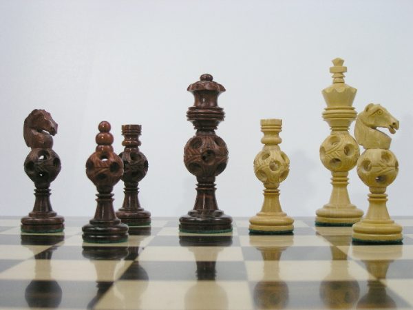 Concentric Ball in Rosewood Chess Set - Image 2