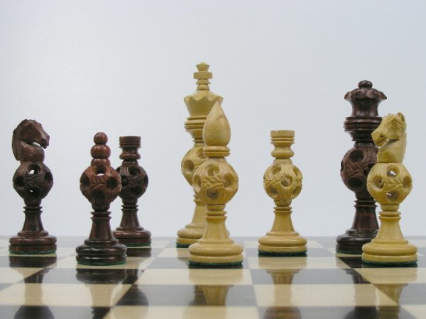 Concentric Ball in Rosewood Chess Set - Image 5