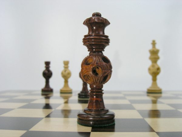 Concentric Ball in Rosewood Chess Set - Image 8
