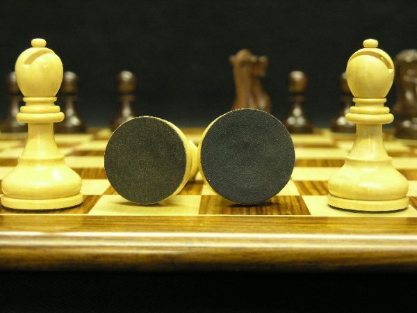 The Morgan - Double Weighted Rosewood Staunton Chess Set - Image 8