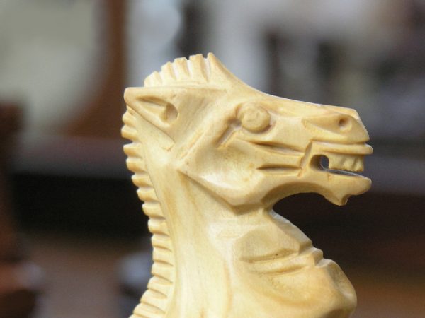 Small Triple Weight Felted Staunton Chess Pieces in Rosewood - Image 4