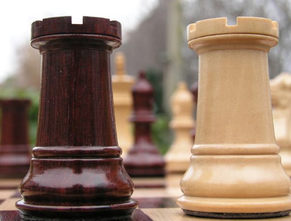 King Edward 3 inch King Triple Weight Budrose Staunton Chess Pieces - Image 5