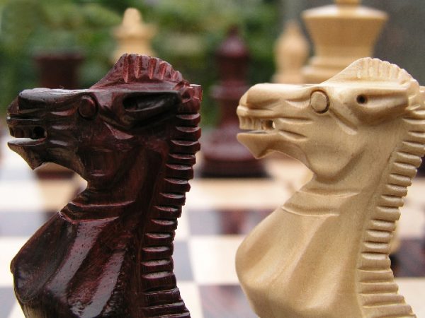 King Edward 3 inch King Triple Weight Budrose Staunton Chess Pieces - Image 7