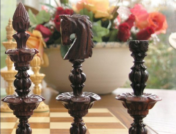 Song of Solomon Bud Rosewood Chess Pieces - Image 7
