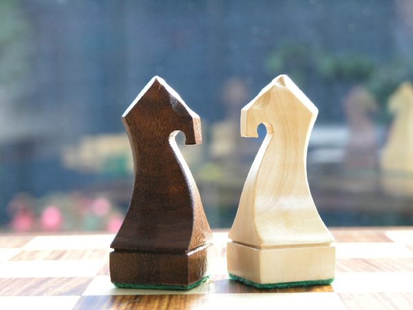 The Moore Contemporary Chess Pieces - Image 2