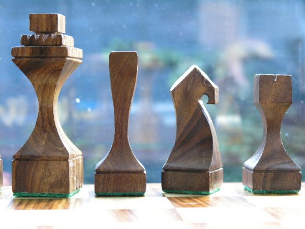 The Moore Contemporary Chess Pieces - Image 6