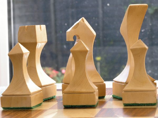 The Moore Contemporary Chess Pieces - Image 7