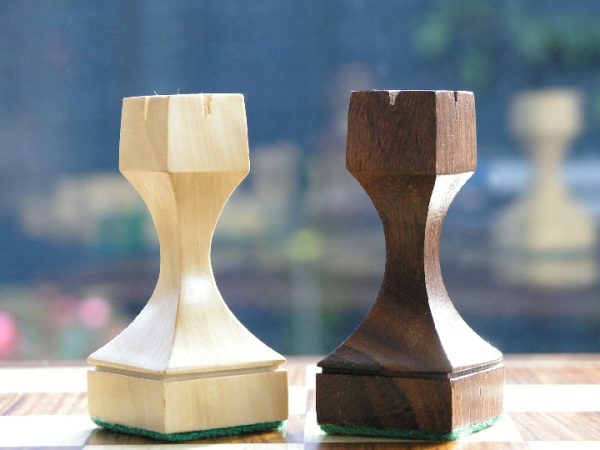 The Moore Contemporary Chess Pieces - Image 8