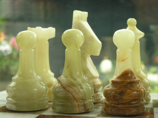 Beautiful Green and White Marble Chess Set with superb heavy marble Board