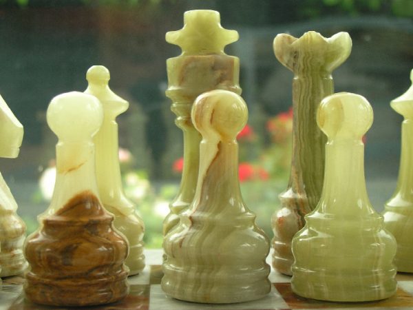 Beautiful Green and White Marble Chess Set with superb heavy marble Board - Image 10