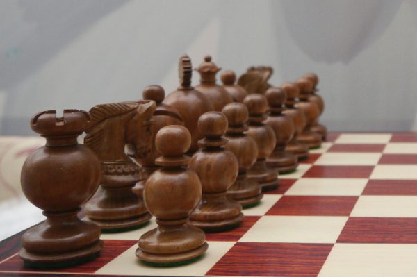 The Globe Chess Pieces - Image 3