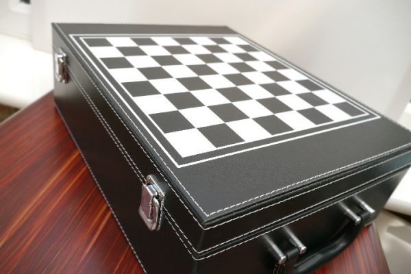 Gift set of Wine Case and Chess Set