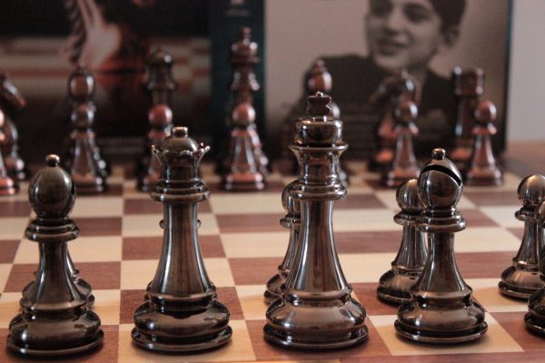 GIFT PACKAGE Heavy Copper and Pewter Effect Chess Set - BOARD Included - Image 7