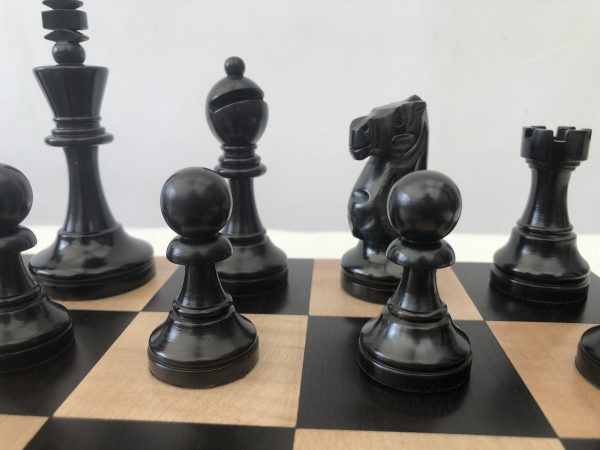 Monarch Staunton Ebonised Chess Pieces - Image 7