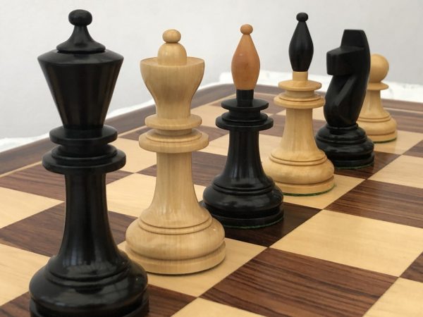 Hungarian Contrast Ebonised Chess Pieces - Image 9