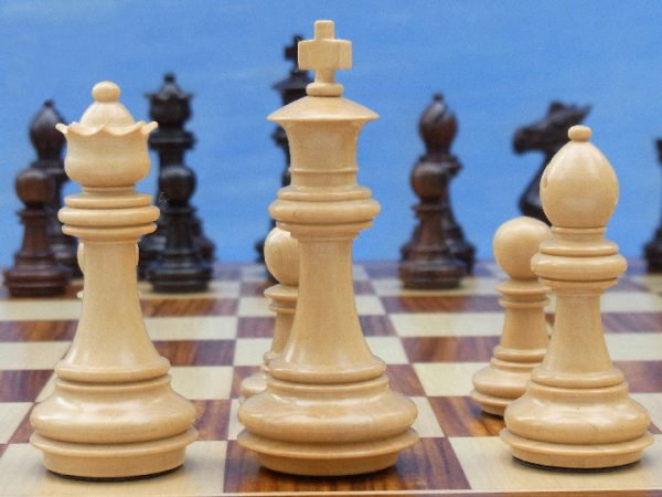 The Meghdoot Chess Set in Rosewood - Image 4