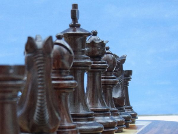 The Meghdoot Chess Set in Rosewood - Image 7
