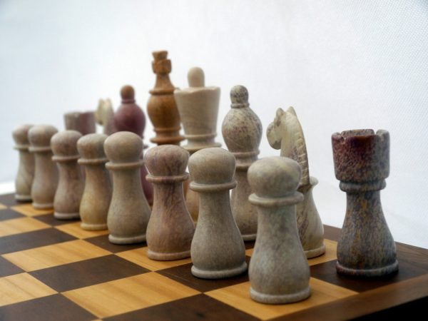African Marble Staunton Chess Set - 5 inch King - Image 9