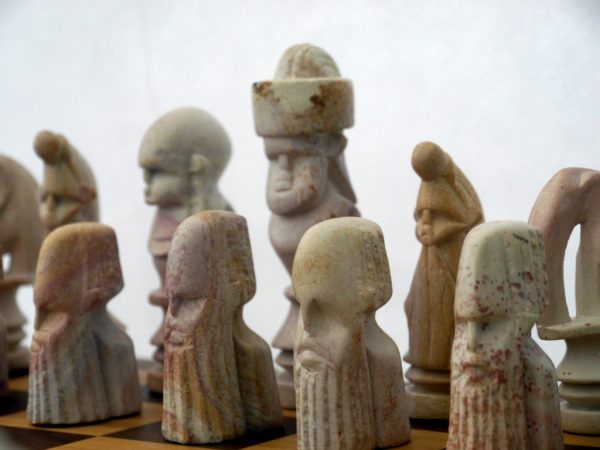 Large African Marble Red and Cream Tribal Chess Set - Image 4