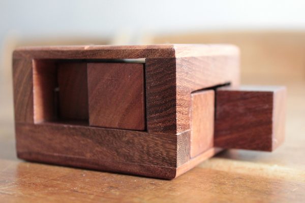 Wooden Puzzle - 3D Shuffle in Solid Sheesham - Image 4