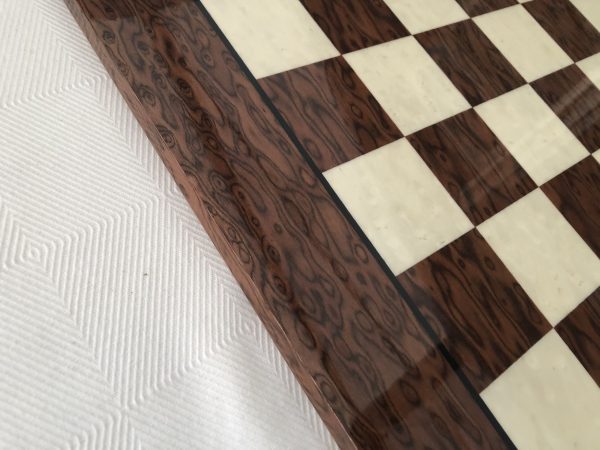 Walnut and Sycamore Gloss Chess Board with 2.2 inch Squares - Image 9