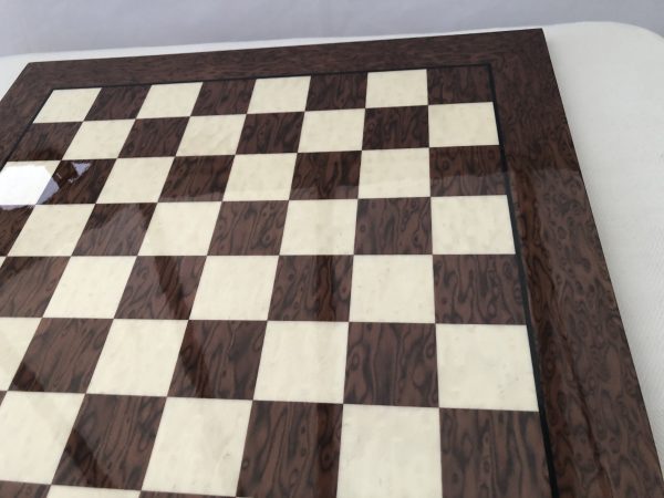 Walnut and Sycamore Gloss Chess Board with 2.2 inch Squares - Image 13