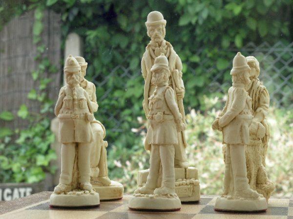 Berkeley Chess Ltd - Sherlock Holmes Chess Pieces - Brown - Image 3