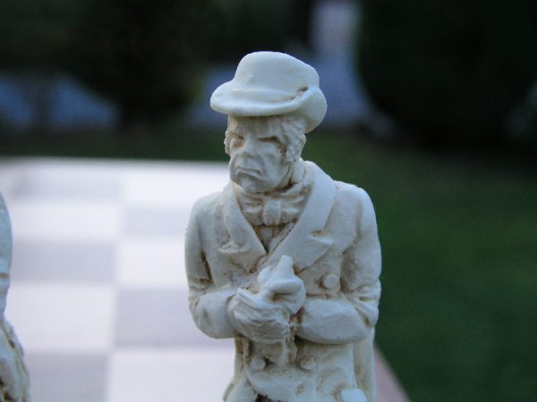Berkeley Chess Ltd - Sherlock Holmes Chess Pieces - Brown - Image 6