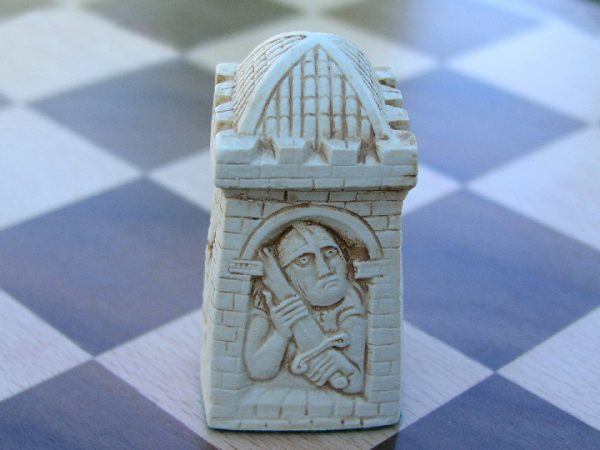Gothic Lewis Chess Set - Image 5