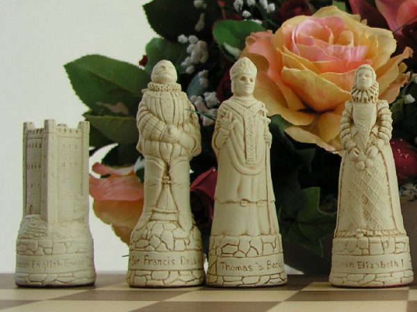 English and Scottish Chess Set